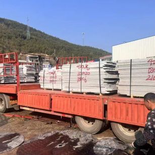 内蒙古 芝麻灰花岗岩光面毛板出货日常