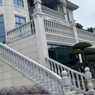 内蒙古 芝麻白别墅，栏杆