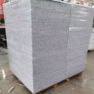 内蒙古 火烧面地铺石，街道广场园林市政工程板，1.8~5.0厚均有现货