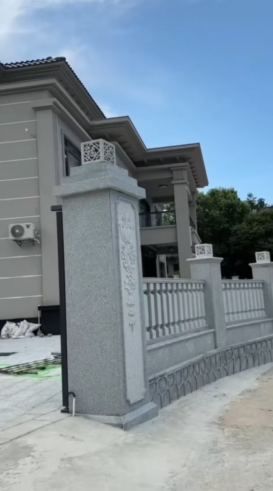 内蒙古 芝麻白别墅围墙栏杆，私人订制