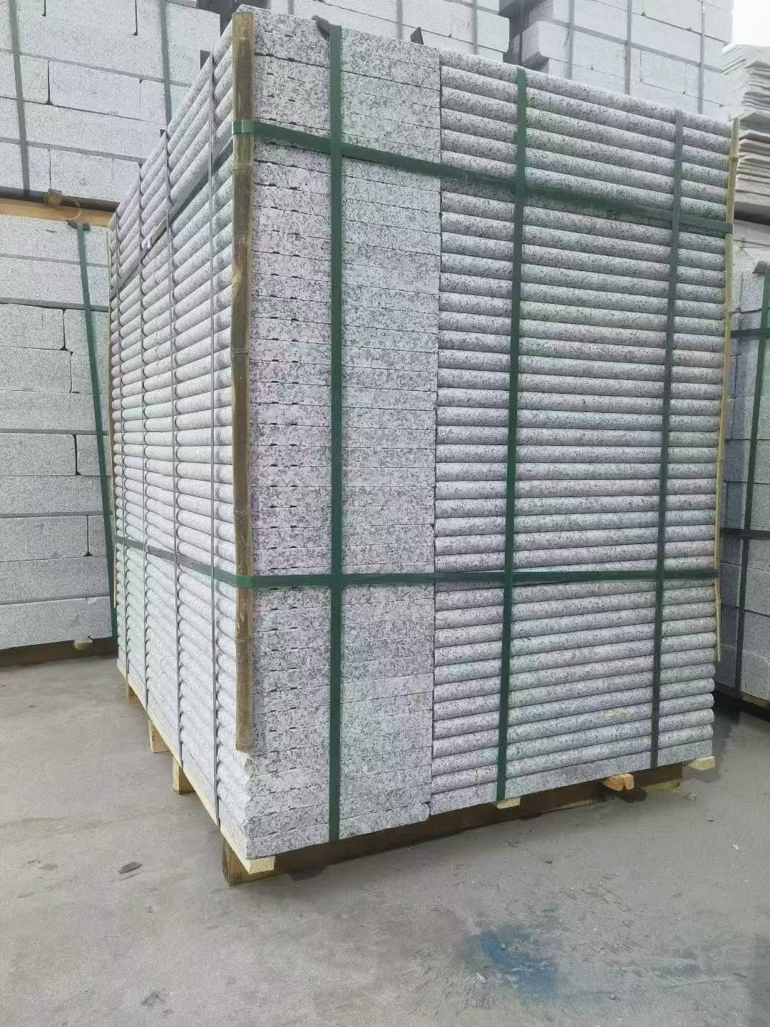 内蒙古 芙蓉白3公分厚磨圆边、拉槽，楼梯踏步